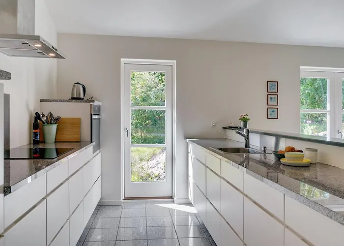 Сasa de vacaciones Kringfod - 590m From The Sea By Interhome *